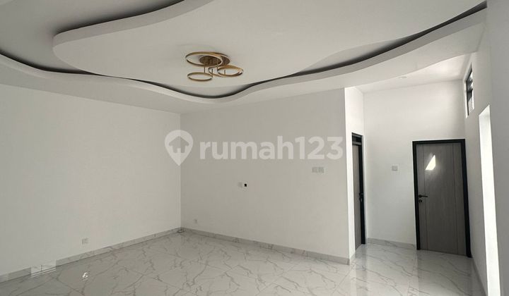 Dijual Rumah Lux Siap Huni Nyaman Terawat Lokasi di Taman Kopo Indah 2 Bandung