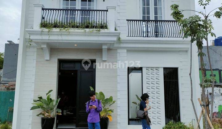 Rumah Cantik dalam Cluster The Leaves Rempoa 1