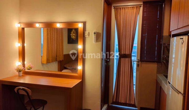 Apartment Green Lake View Ciputat  4