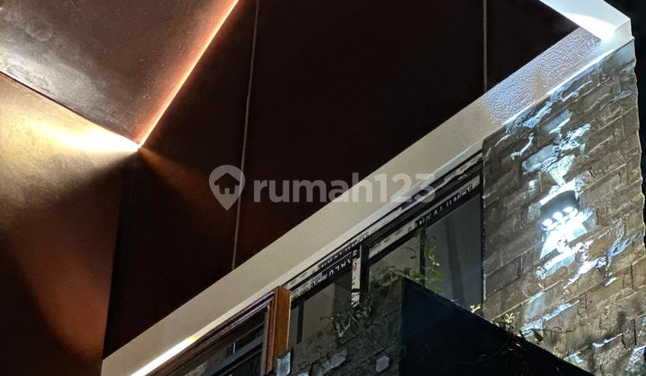 New Beautiful Minimalist House Jagakarsa