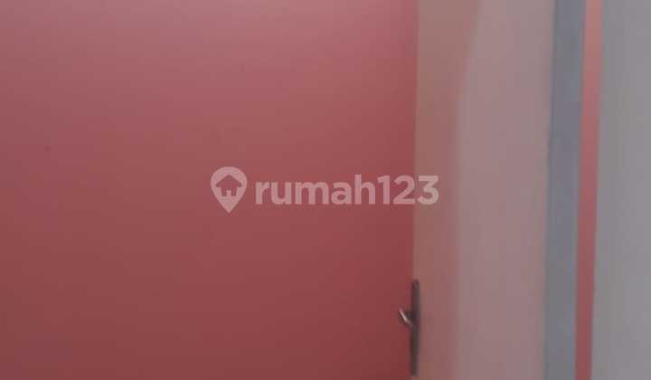 Rumah Alama Siap Huni Pinggir Jalan Untuk Tinggal Atau Kantor 2