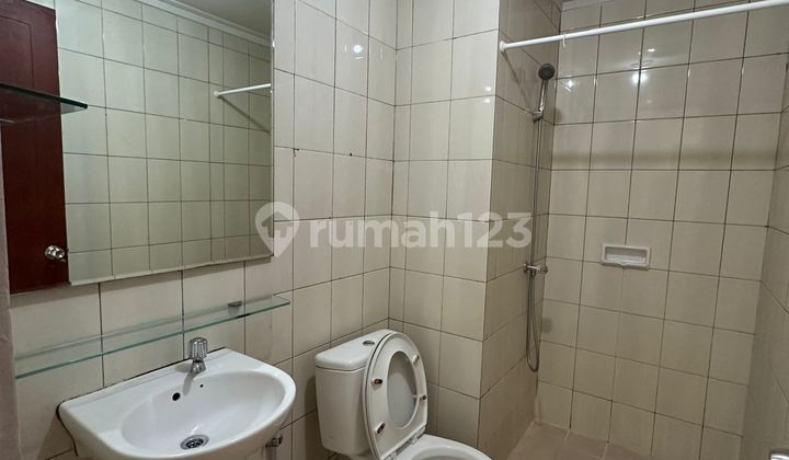 Disewakan Unfurnish Tipe 2Br Luas 82M Apartment Royal Mediterania Garden Residence 2