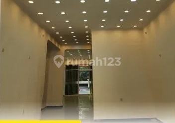 For Rent One-Story Shop House Near Tugu Jogja 2