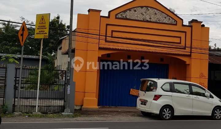 Ruko Strategis Di Jl Wates Km 9 Gamping Sleman. Ruko Strategis Di Jl Wates Km 9 Gamping Sleman.