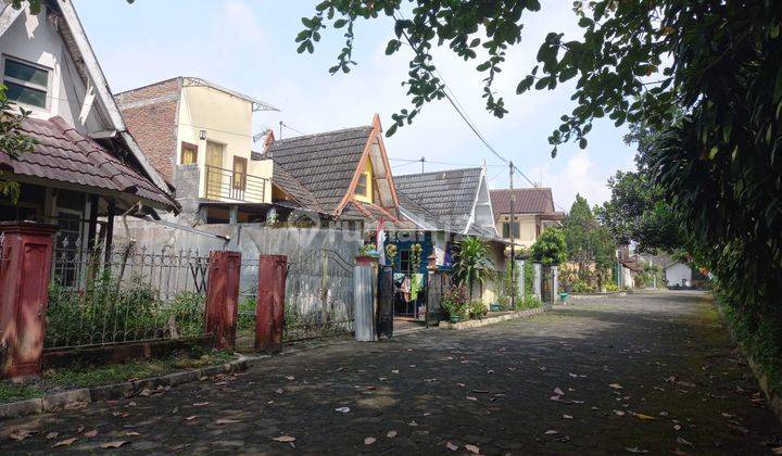 Rumah 4 Kamar Cocok Untuk Keluarga Di Perum Griya Perwita Wisata 2