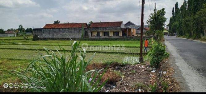 Tanah strategis di Jl Madukismo Ringroad Selatan 2