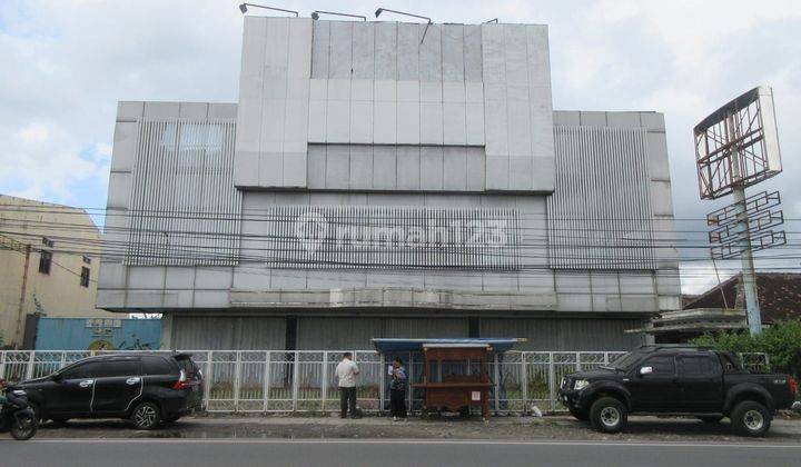 RUANG USAHA LUAS STRATEGIS MANGKU JL.WONOSARI 1