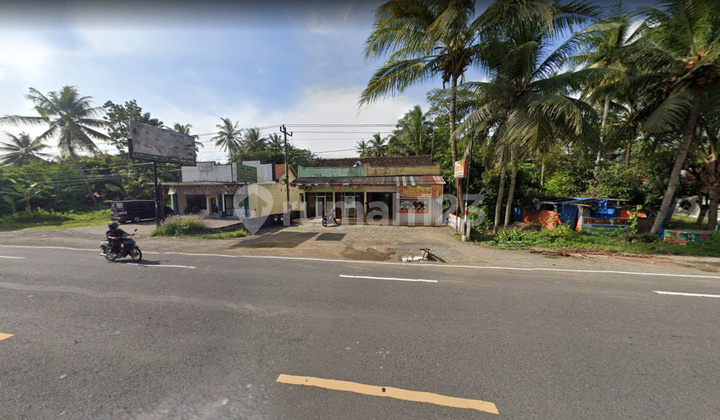 Tanah Luas di Pinggir Jalan Wates Tanah Luas di Pinggir Jalan Wates