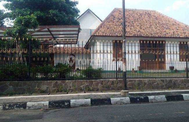 Dijual Rumah Klasik Lingkungan Elit Kotabaru Jogja 1