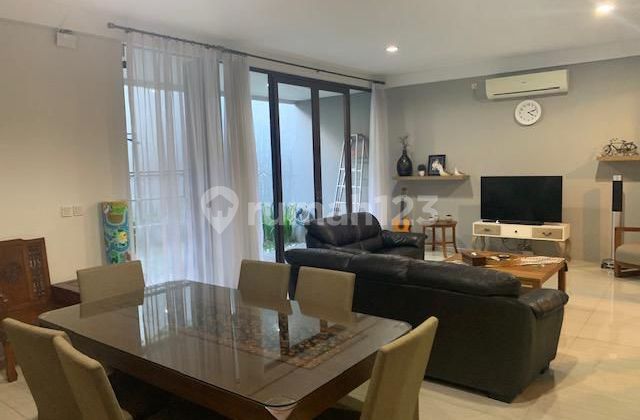 Rumah Mewah Di Perumahan Premium Hyarta Residence Ngaglik Sleman. 2