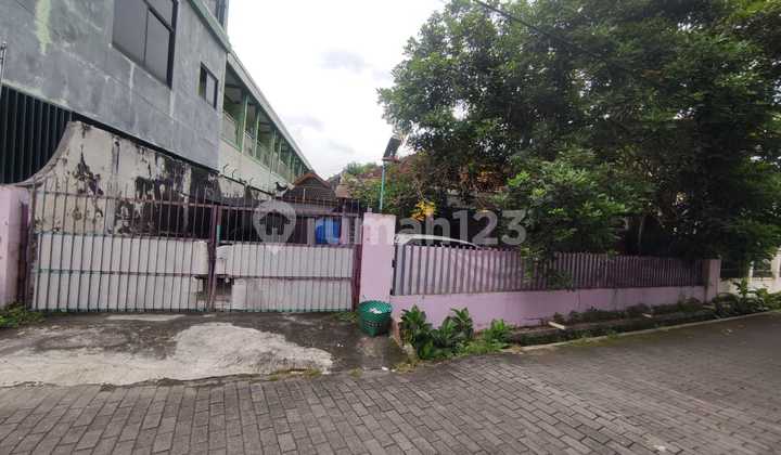 Rumah Tinggal Dekat STIE YKPN Seturan Condongcatur Depok Sleman Rumah Tinggal Dekat STIE YKPN Seturan Condongcatur Depok Sleman