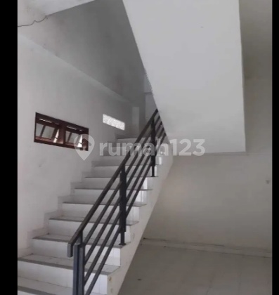 For Rent Two-Story Shop House Near Jombor Terminal 2