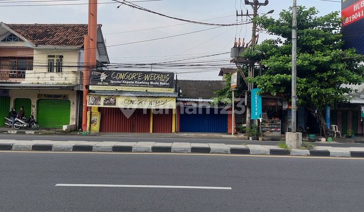 Dijual Ruko Dipinggir Jalan Laksda Adisucipto/jl.solo Sangat Strategis Dekat Amplas 2