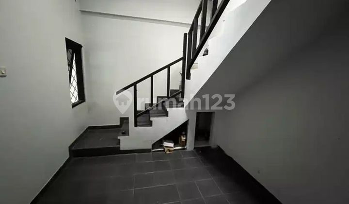 Buy Land Get a House Strategic Location in Condongcatur Depok Sleman 2