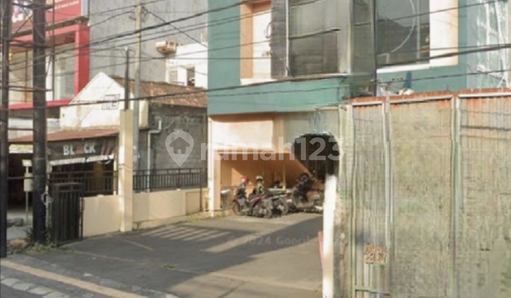 Can Buy Can Rent Land with Building Bonus on Jl Seturan Raya, Near YKPN and UPN Campuses