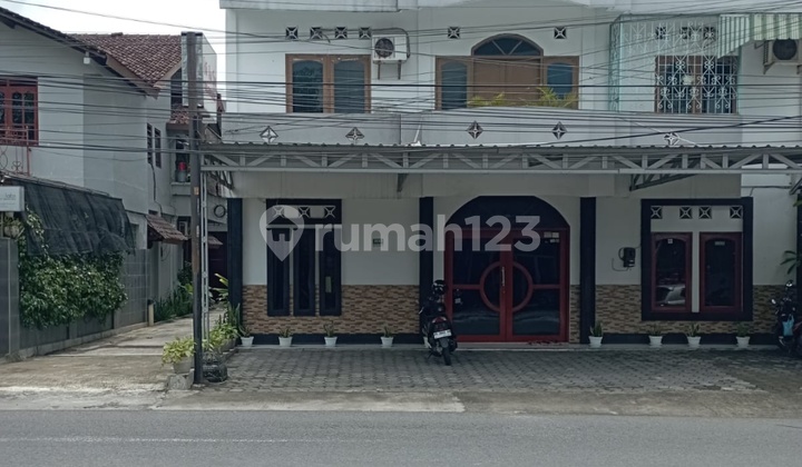 Disewakan Ruko 3 Lantai Dekat Hotel Hyatt Jl Palagan