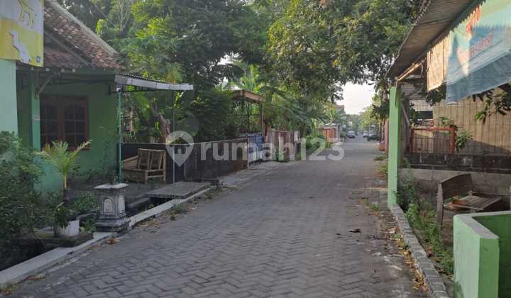 Dijual Tanah Bonus Rumah Lama Dekat Kampus Upn 2