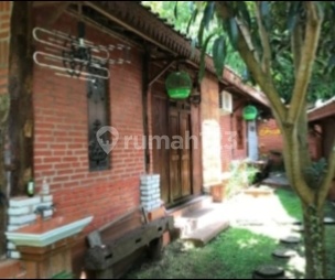 A Beautiful Joglo House in the Middle of the Countryside in Moyudan, Sleman