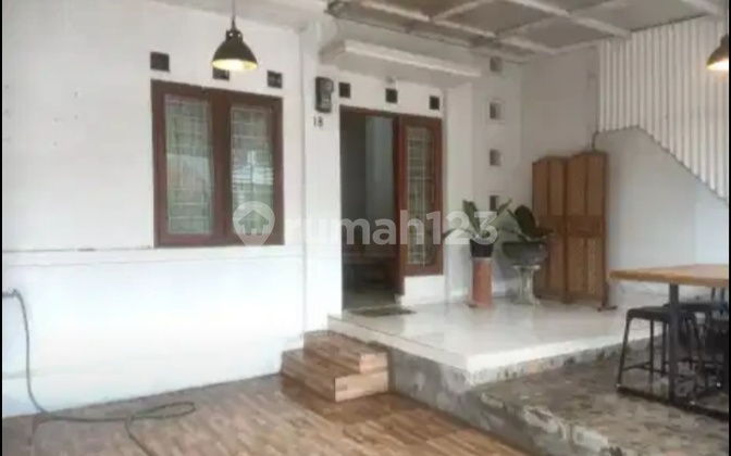 Dijual Rumah 1 Lantai Komplek Besar Soekarno Hatta 2