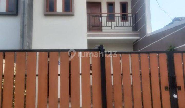 Dijual Rumah Baru Minimalis
Komplek Turangga Buah Batu Bandung  1