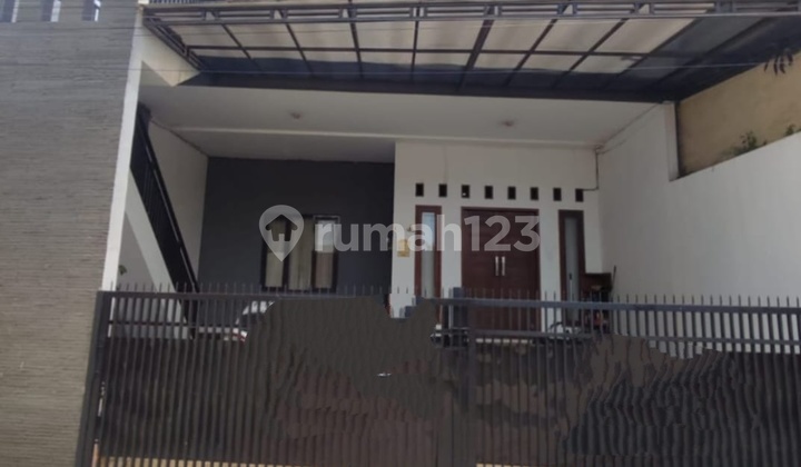 For Sale, Well-Maintained 2.5-Story Boarding House Near Sheraton Dago Hotel For Sale, Well-Maintained 2.5-Story Boarding House Near Sheraton Dago Hotel
