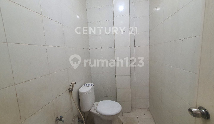 1-Story Business Space, Bustling Kosan Area Jl Tubagus Ismail Bandung 2