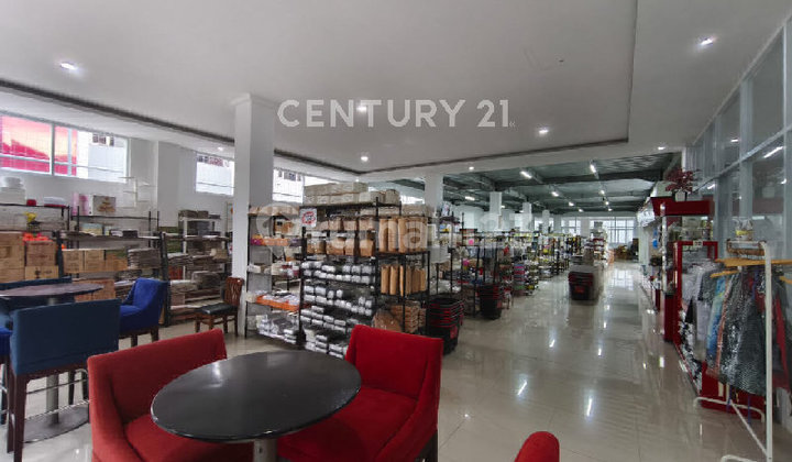 Commercial Shop House 3 Floors Strategic Location Main Road Gatot Subroto 2