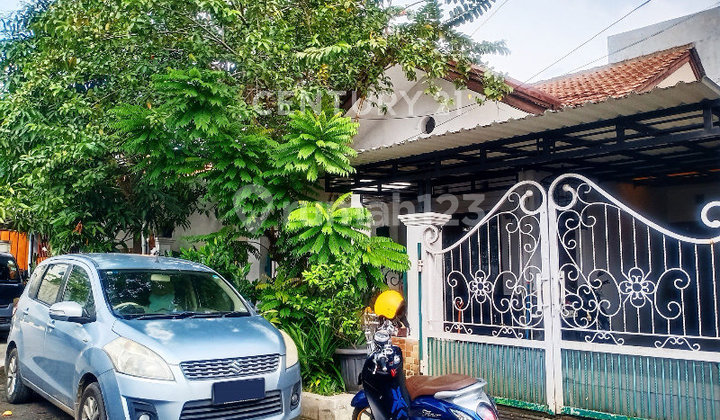 4-Bedroom Ready-to-Occupy House in Taman Kopo Indah 2, Bandung