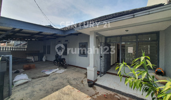 Murah! Rumah Siap Huni Baru Renovasi, di Sayap Moh Toha