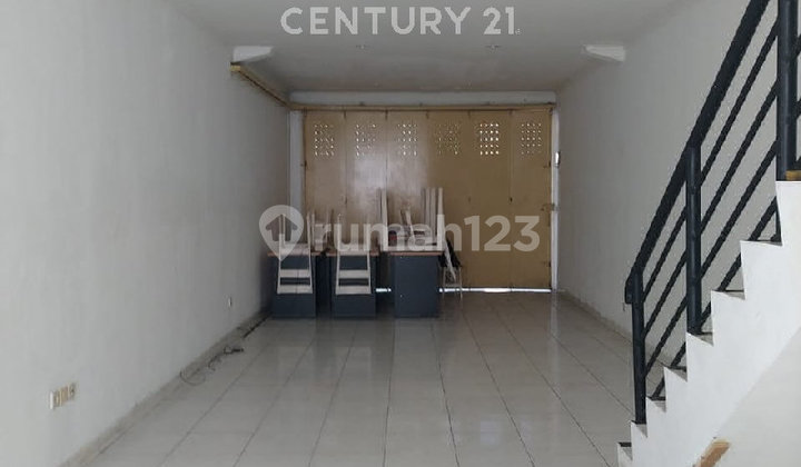 Two Renovated Shophouses @3 Floors Ready to Use in Burangrang Buahbatu Area 2