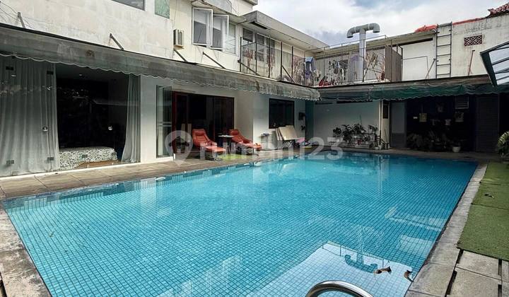 House in Complex with Wide Road Row in Cirendeu, South Tangerang 2