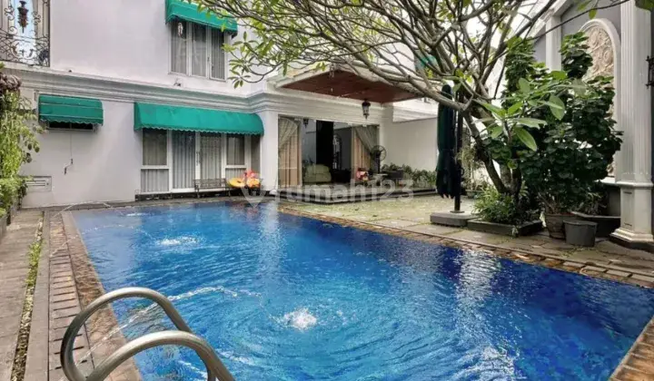 Rumah Modern Classic Prime Area Di Simprug Jakarta Selatan  2