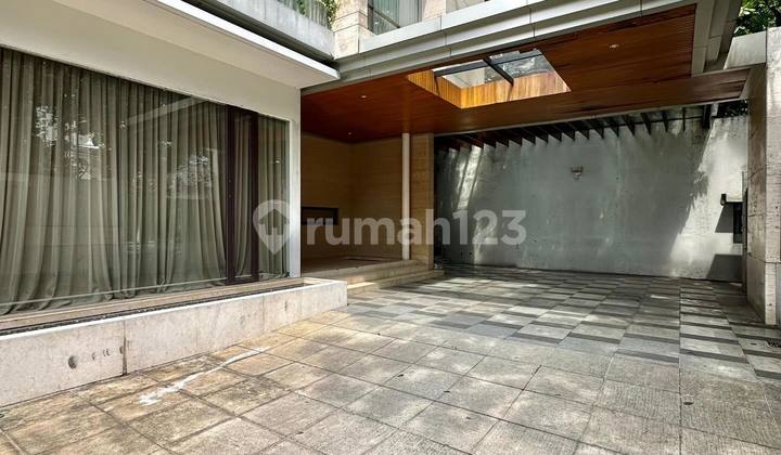 Luxury House Near Eco Park Wide Street in Tebet South Jakarta 2