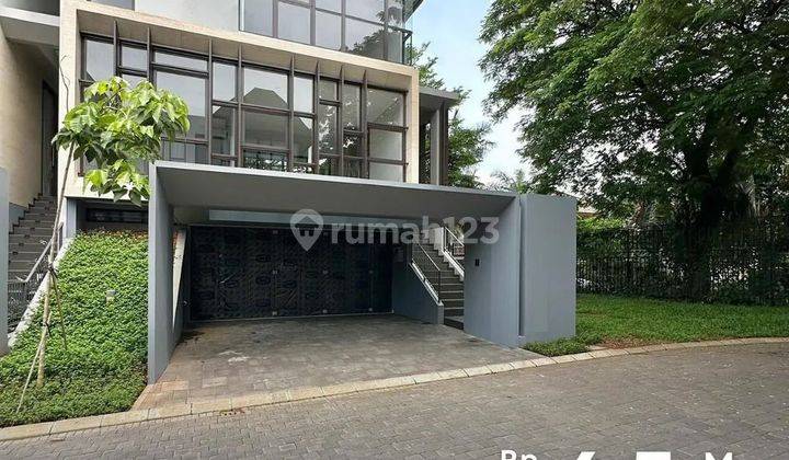 Dijual Rumah 3 Lantai di Serenia Hills Lebak Bulus Jakarta  1