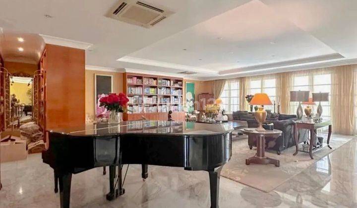 Prime Area Dijual Rumah Cantik di Menteng Jakarta Pusat 2