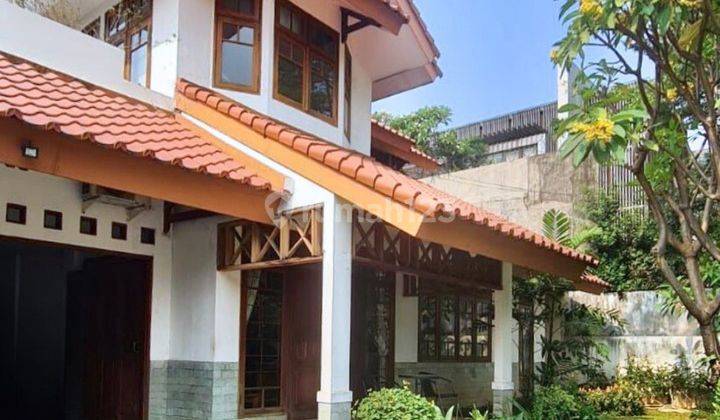 Prime Area Dijual Rumah Cantik di Patal Senayan Jakarta Selatan 2