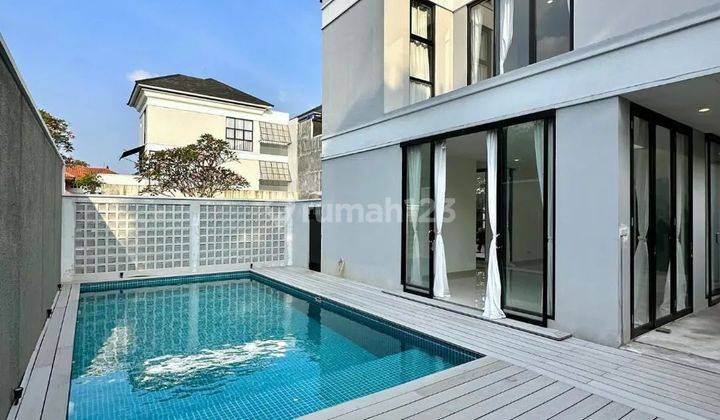 Dijual Rumah Baru Ada Pool di Ampera Kemang Jakarta Selatan 1