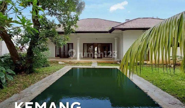 Turun Harga Dijual Rumah Ada Pool di Kemang Jakarta Selatan 1