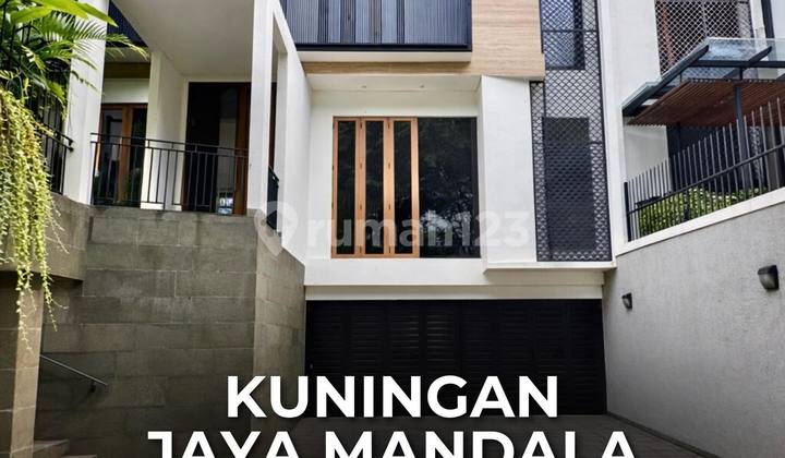 Turun Harga Rumah Moderen Tropis di Jaya Mandala Kuningan Jakarta