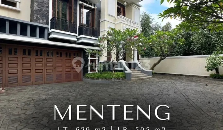 Rumah Cantik Prime Area Ada Private Pool di Menteng Jakarta Pusat Rumah Cantik Prime Area Ada Private Pool di Menteng Jakarta Pusat