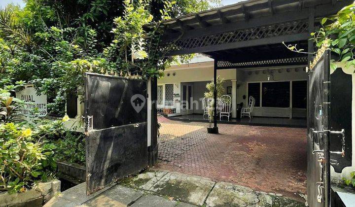 Rumah Hitung Tanah Hoek Di Kebayoran Baru Jakarta Selatan 2