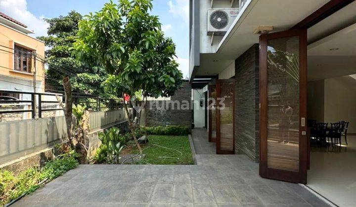 Rumah Best Price Ada Pool Hoek Di Cilandak Jakarta Selatan  2