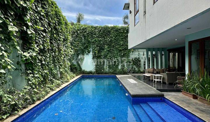 Harga Menarik Rumah Cantik Ada Pool Di Pejaten Barat Jakarta  2