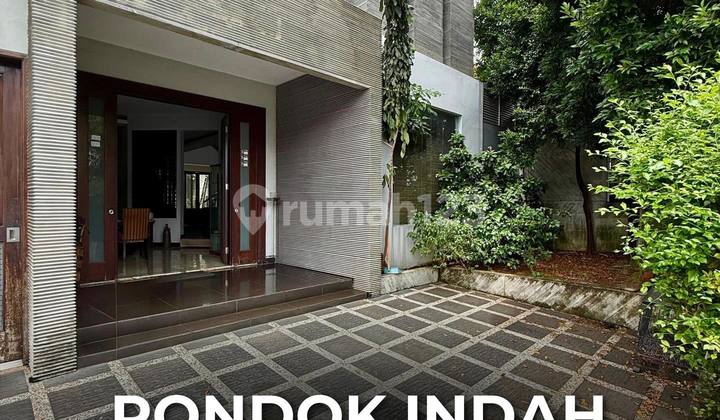 Rumah Modern Tropical Jalan Lebar di Pondok Indah Jakarta Selatan
