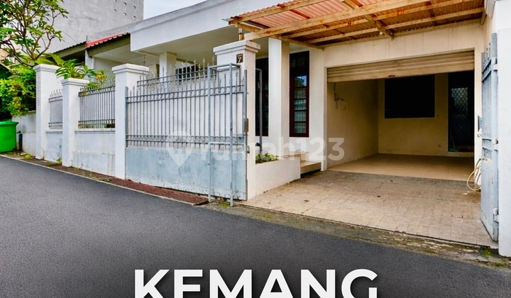 Harga Menarik Rumah Terawat Siap Huni di Kemang Jakarta Selatan