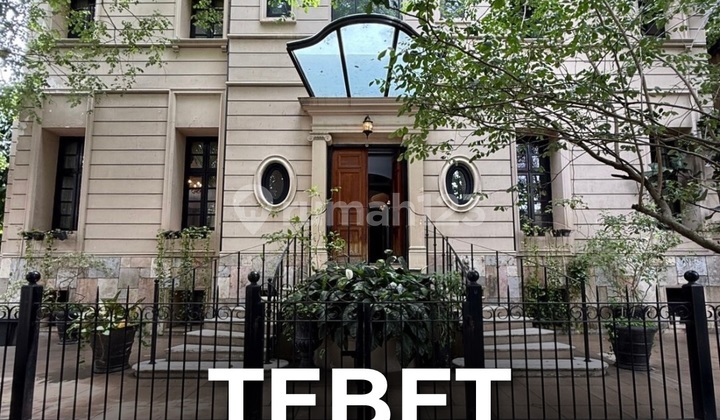 House in Luxury Complex Corner Furnished in Tebet, South Jakarta