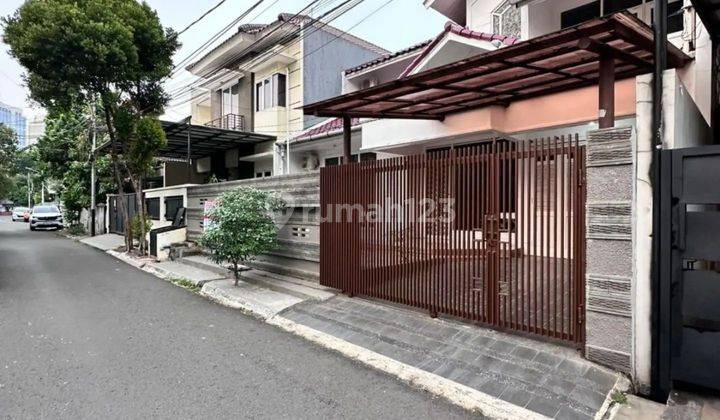 Rumah Hitung Tanah Dekat Mall Di Pondok Indah Jakarta Selatan 2