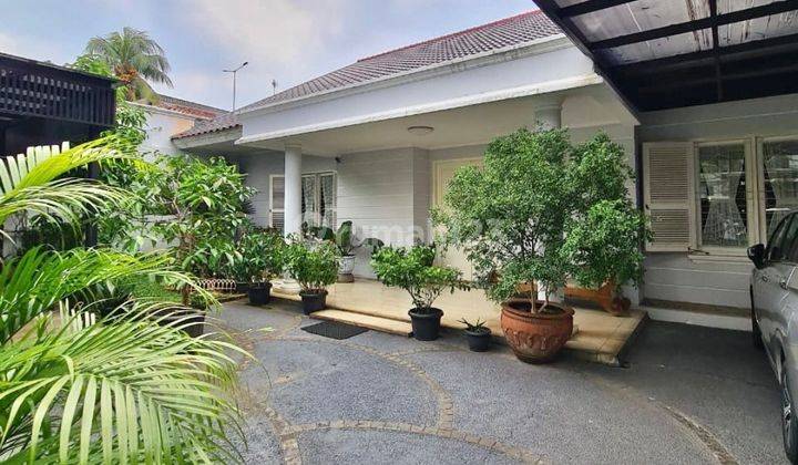 Rumah Siap Huni Ada Swimming Pool Di Cipete Jakarta Selatan 2