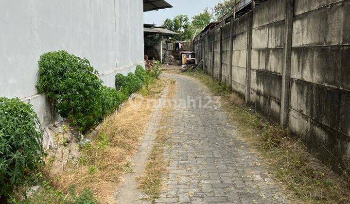 Gudang Besar Delta Silikon Kawasan Industri Delta Mas Cikarang 2