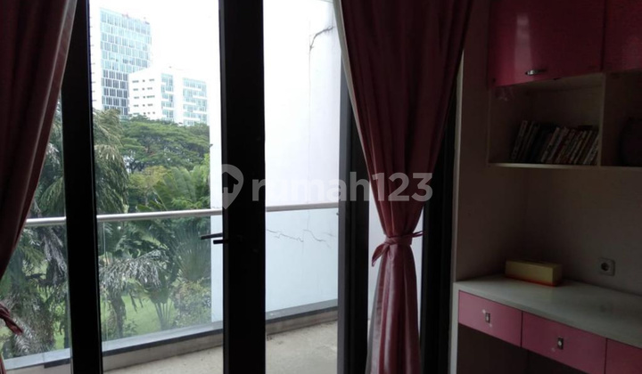 Townhouse Springhill D7 Luas 277 Lebar 9x30 M2 Depan Belakang Bagus 2